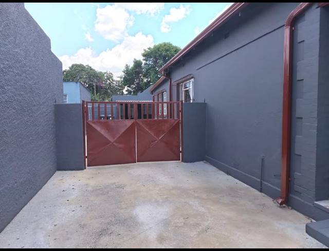 2 BEDROOM PROPERTY TO RENT IN GEDULD